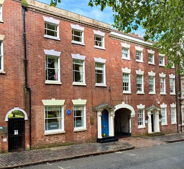 13 St Pauls Sq, Birmingham to rent - Building Photo - Image 1 of 4