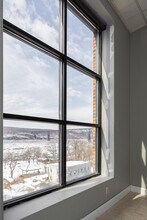 35 Main St, Poughkeepsie, NY to rent Interior Photo- Image 2 of 6