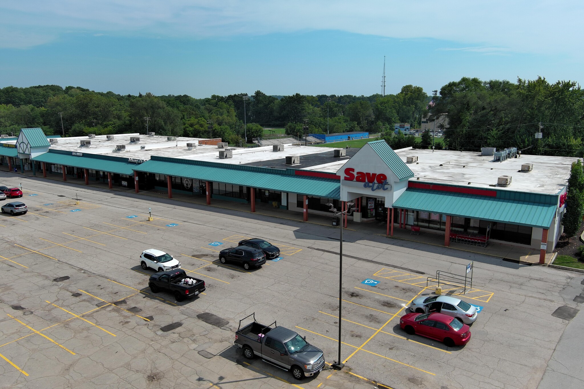 3333 Manchester Rd, Akron, OH for rent Building Photo- Image 1 of 15