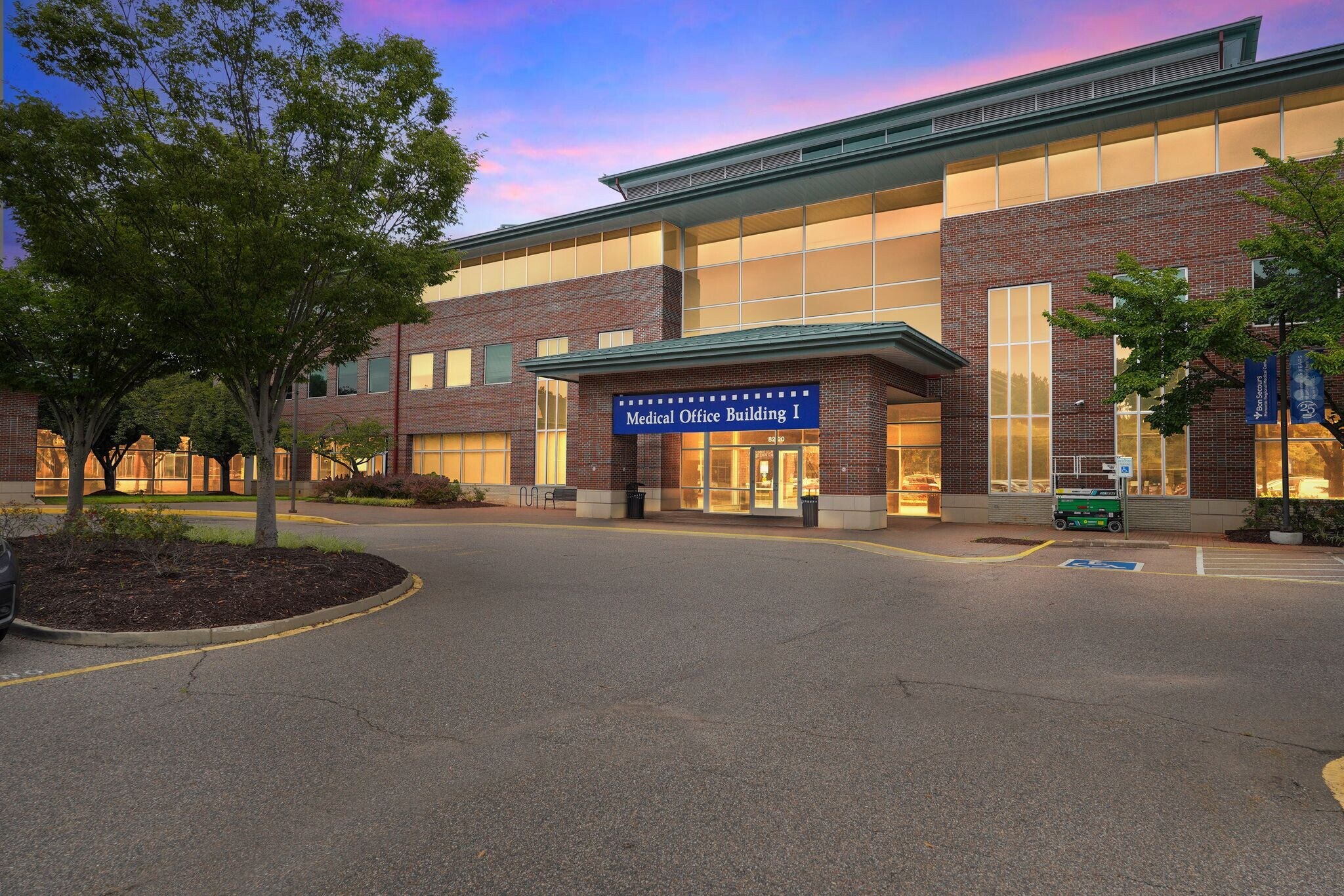 8220 Meadowbridge Rd, Mechanicsville, VA to rent Building Photo- Image 1 of 33