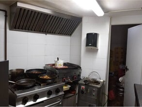 Retail in Barcelona, Barcelona to rent Interior Photo- Image 1 of 1