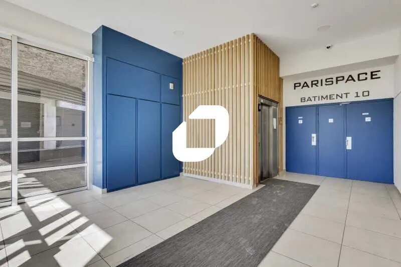 Office in Gennevilliers to rent - Lobby - Image 3 of 14