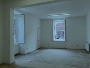 5 Church St, Hamilton to rent Interior Photo- Image 2 of 3