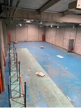 Light Industrial in Le Blanc-Mesnil to rent Interior Photo- Image 1 of 5