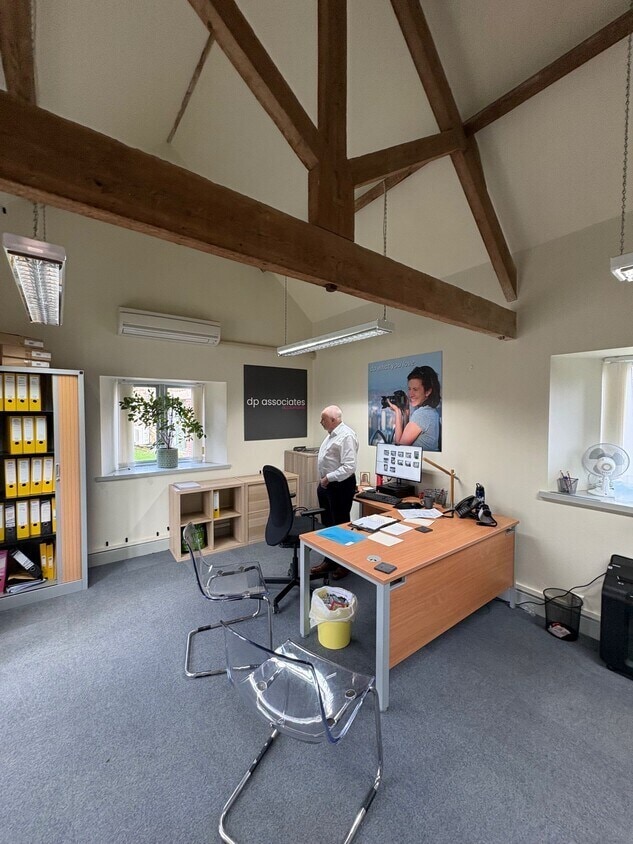 Ashwell Business Park, Ilminster to rent Interior Photo- Image 1 of 4