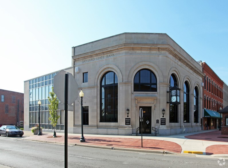 102 E Front St, Monroe, MI for sale - Building Photo - Image 1 of 2