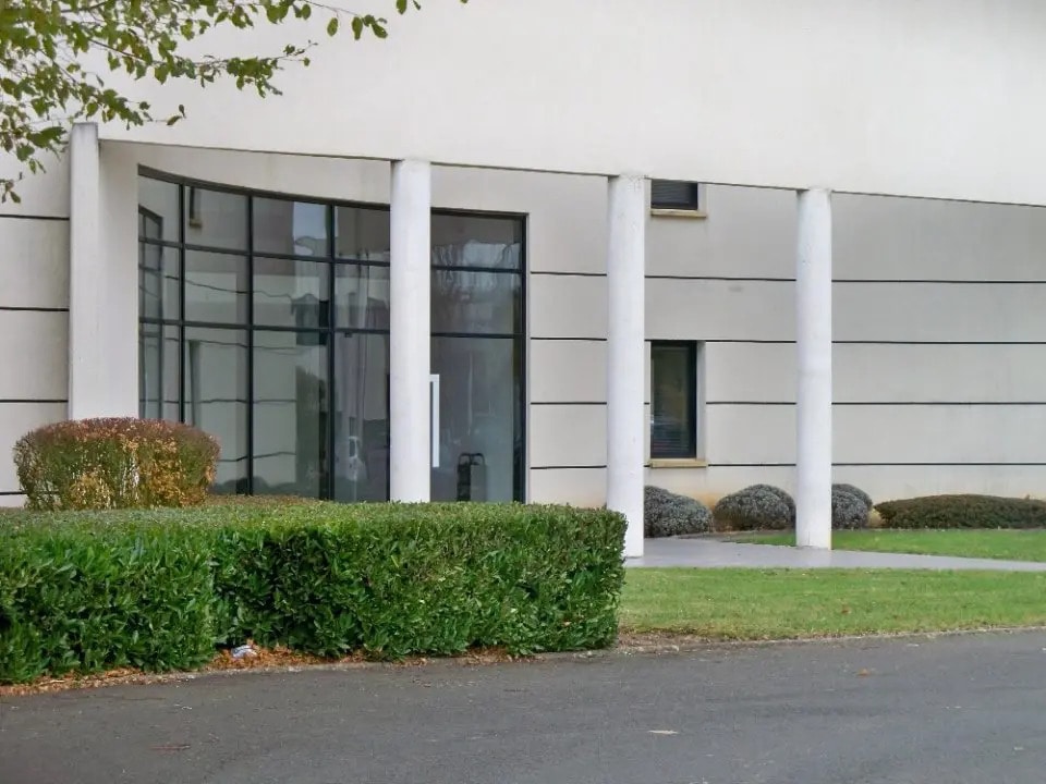 Location Bureaux 52 m² - Photo 1