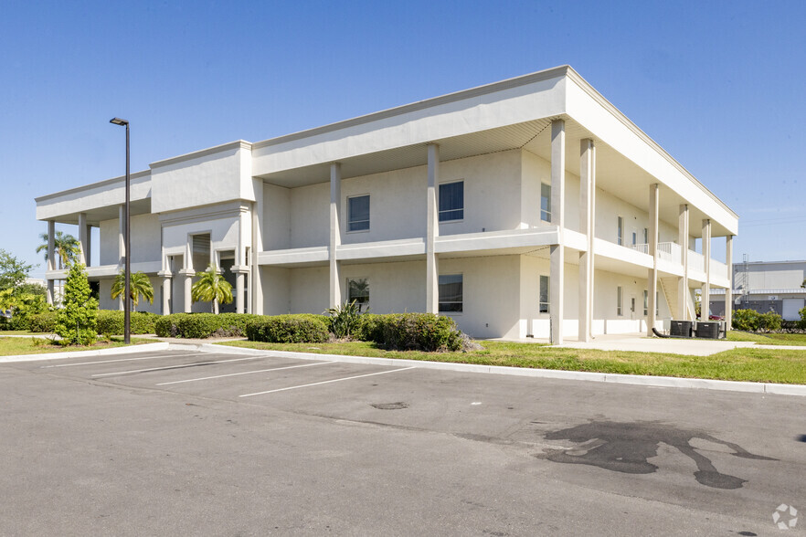 1550-1711 Biotech Way, Sarasota, FL for rent - Building Photo - Image 1 of 30