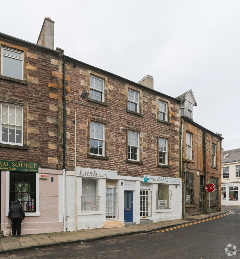 8 Bloomgate, Lanark ML11 9EE UK