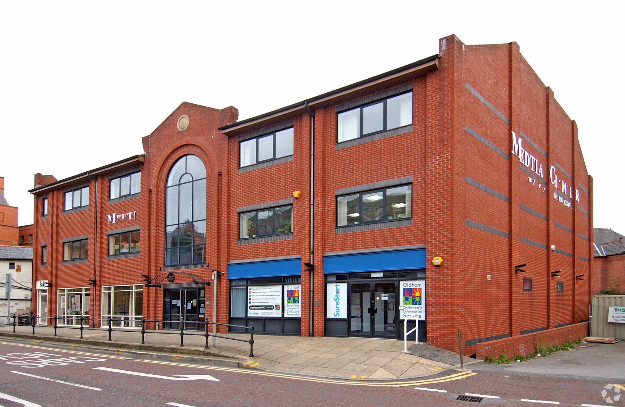 5 Barn St, Oldham for sale Primary Photo- Image 1 of 1