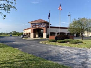 2801 Bertholet Blvd, Valparaiso, IN for sale Building Photo- Image 1 of 48