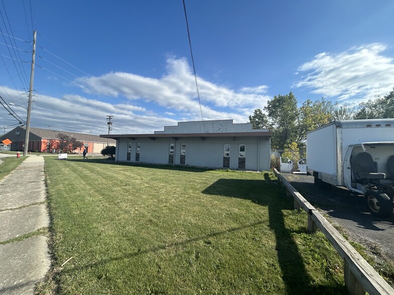 1270 Colorado Ave, Lorain, OH for sale - Building Photo - Image 1 of 3