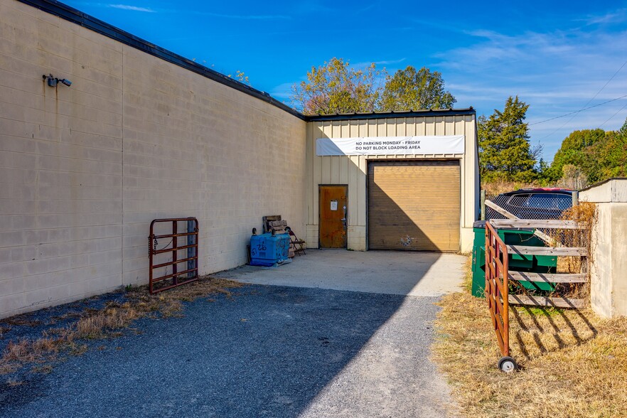 247 Hands Mill Hwy, Rock Hill, SC for sale - Building Photo - Image 3 of 14