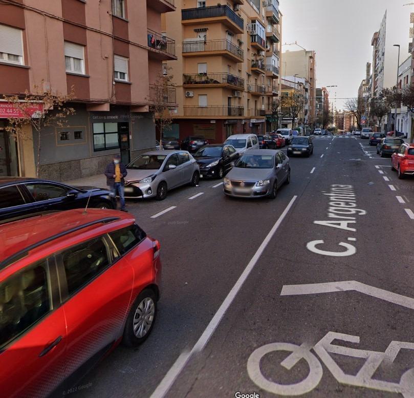 Retail in Cáceres, Cáceres to rent Building Photo- Image 1 of 2