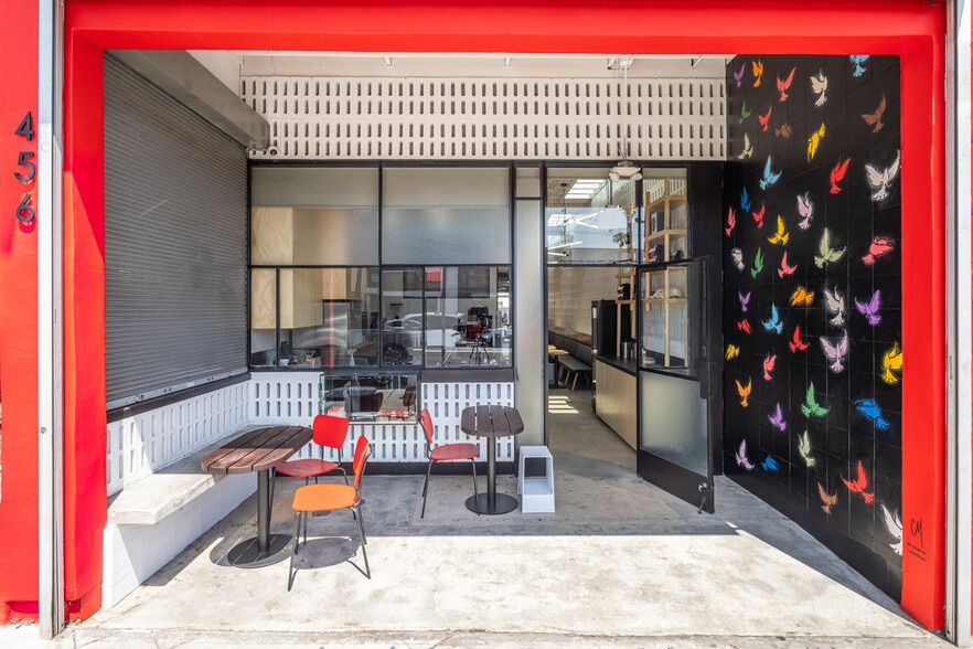 452-456 N Fairfax Ave, Los Angeles, CA to rent - Building Photo - Image 1 of 11