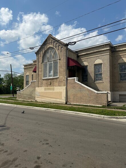 837 Centre St, Dallas, TX for sale - Building Photo - Image 1 of 1