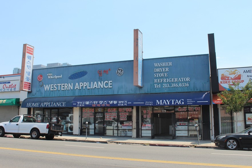 174 S Western Ave, Los Angeles, CA for rent - Primary Photo - Image 1 of 14