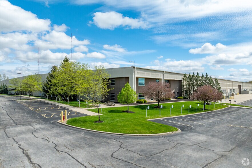 3400 Southpark Pl, Grove City, OH for rent - Building Photo - Image 1 of 5