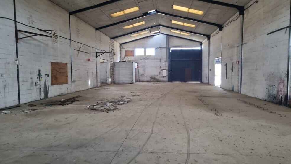 Calle la Red Doce, Alcala de Guadaira, Polígonos, 9, SEVILLA, Sevilla to rent - Building Photo - Image 2 of 7