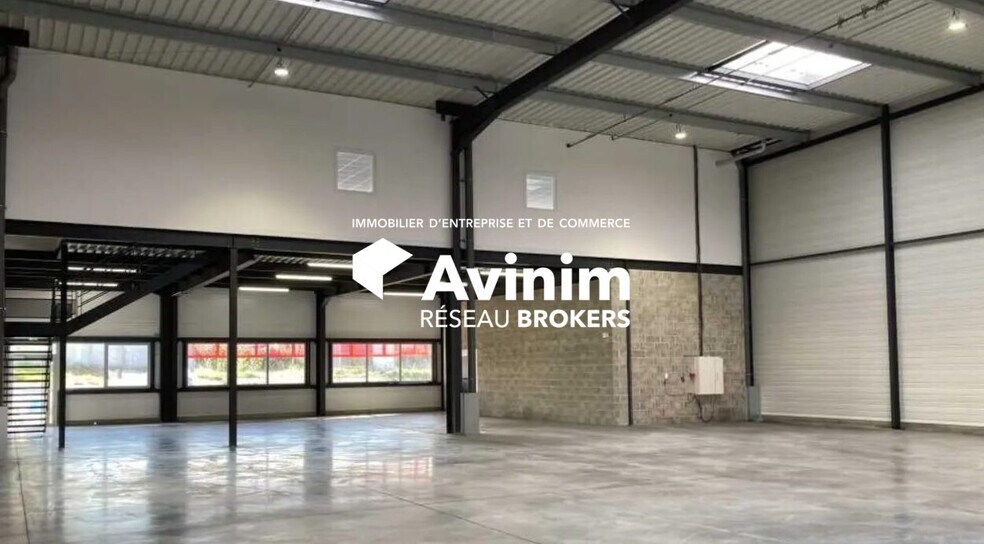 Industrial in Marignane for sale - Interior Photo - Image 3 of 6
