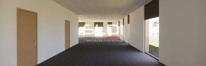 Industrial in Rillieux-la-Pape to rent - Building Photo - Image 3 of 4
