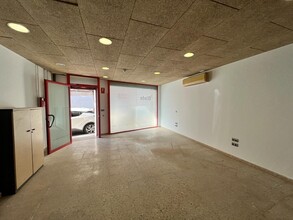 Office/Retail in Sabadell, BAR for rent Building Photo- Image 2 of 9