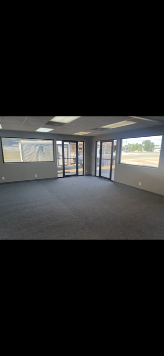 More details for 12558 Lake Charles Hwy, Leesville, LA - Office for Rent