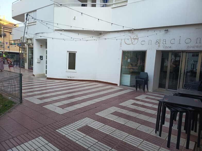 Retail in El Campello for sale - Building Photo - Image 2 of 8