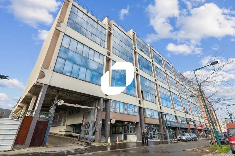 Light Industrial in Épinay-sur-Seine to rent - Building Photo - Image 1 of 14