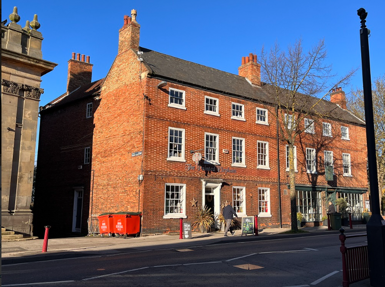 16 Castle Gate, Newark for sale - Building Photo - Image 1 of 11