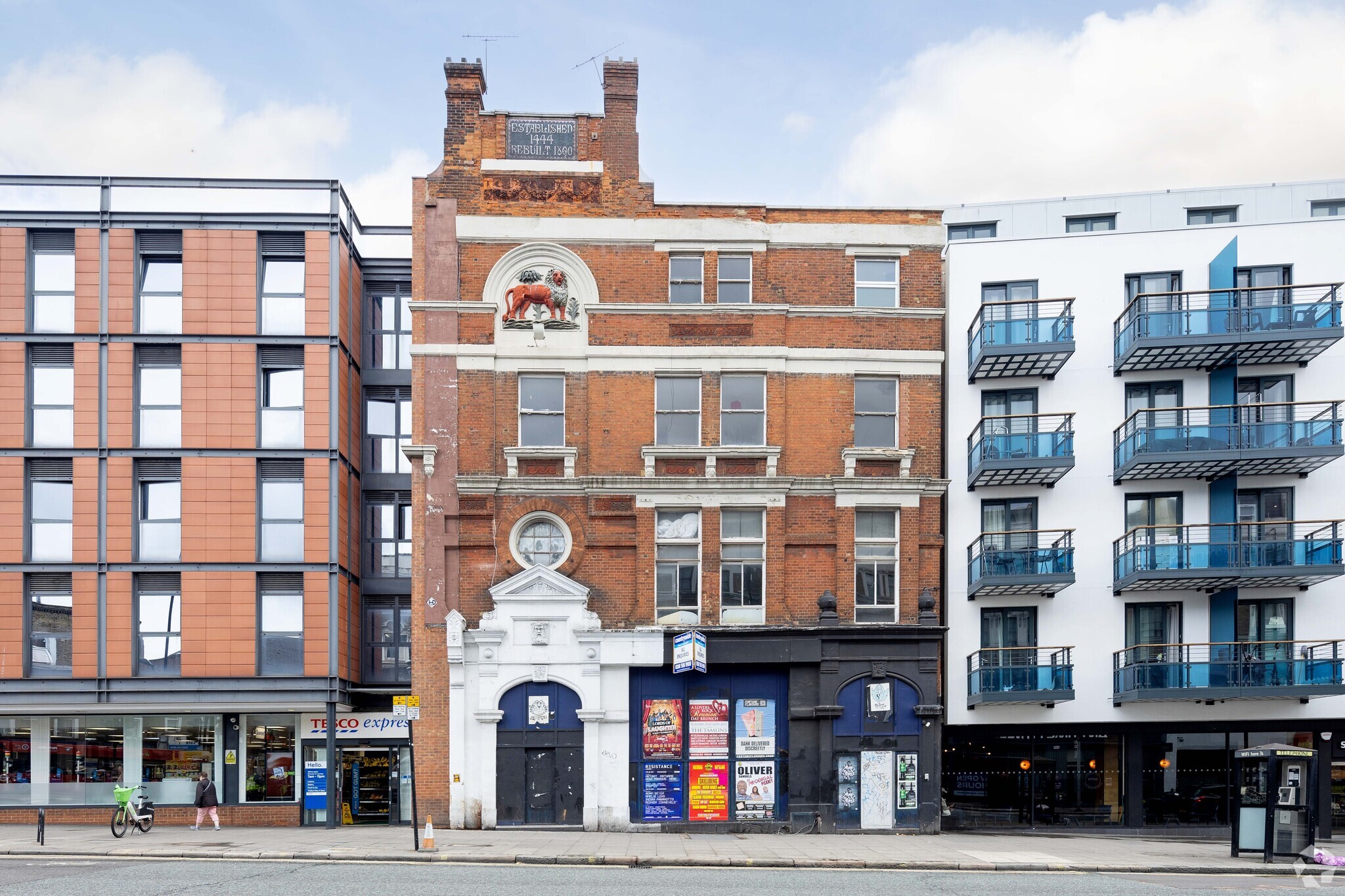 34 Kilburn High St, London to rent Primary Photo- Image 1 of 3