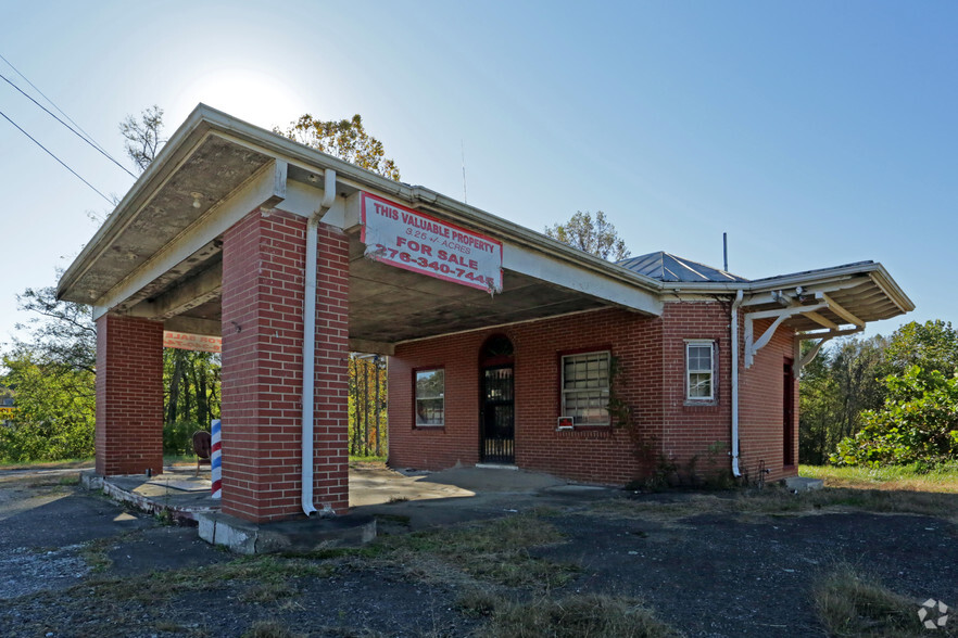 342 Morehead Ave, Ridgeway, VA for sale - Primary Photo - Image 1 of 1