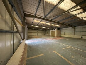 Polbeth Industrial Estate, Polbeth to rent Interior Photo- Image 1 of 4