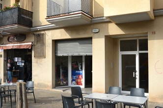 Retail in Vilanova i la Geltrú, Barcelona to rent Floor Plan- Image 1 of 3