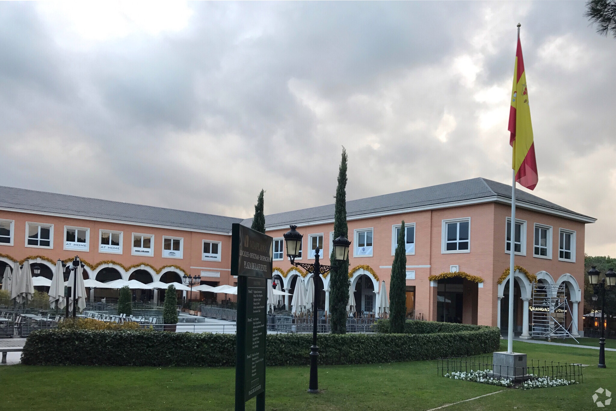 Calle Estafeta, 2, Alcobendas, Madrid to rent Primary Photo- Image 1 of 4