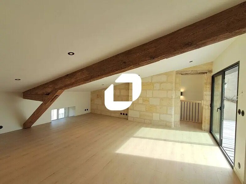 Office in Bordeaux to rent - Interior Photo - Image 2 of 13