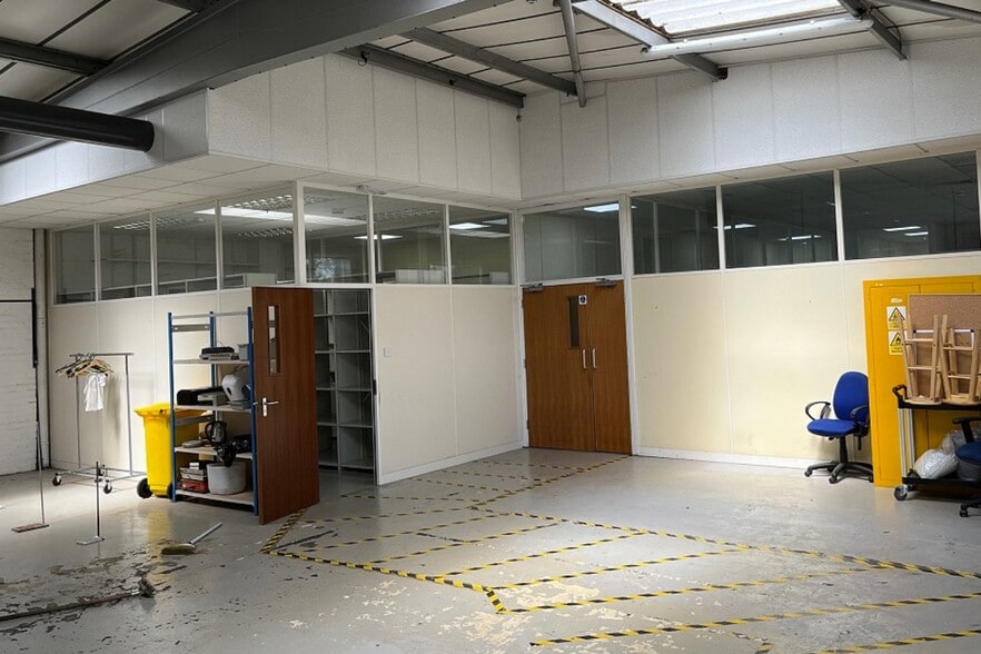 Telford Rd, Bicester to rent - Interior Photo - Image 2 of 2