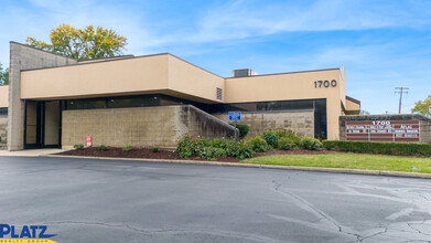 1700 E Market St NE, Warren, OH for rent Building Photo- Image 1 of 20