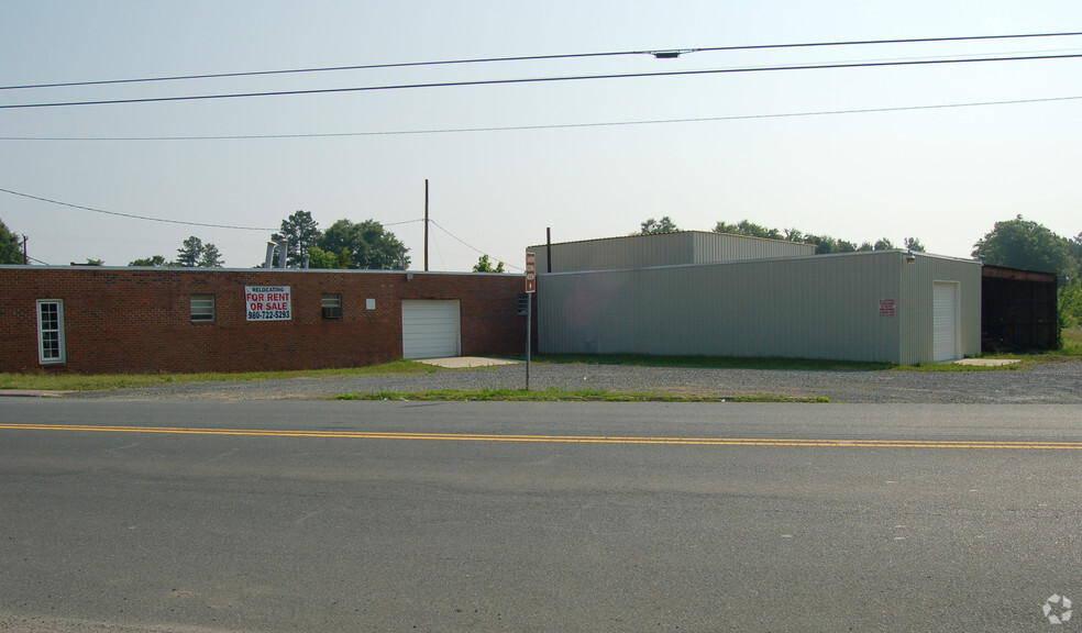 129 S Main St, Oakboro, NC for sale - Building Photo - Image 1 of 1