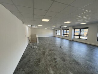 More details for Light Industrial to Rent