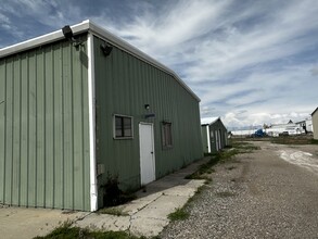 915 S Smith Rd, Riverton, WY for sale Building Photo- Image 1 of 1