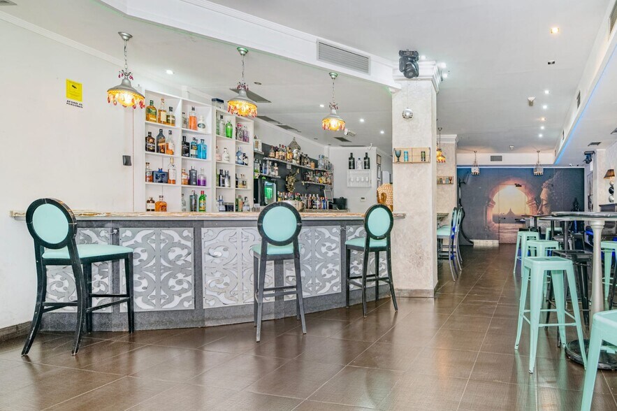 Retail in Maracena for sale - Building Photo - Image 1 of 25