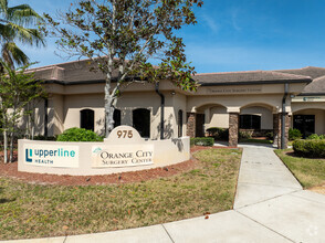 975 Town Center Dr, Orange City, FL for rent Primary Photo- Image 1 of 22