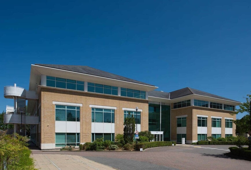 Office in Fareham to rent - Building Photo - Image 1 of 4