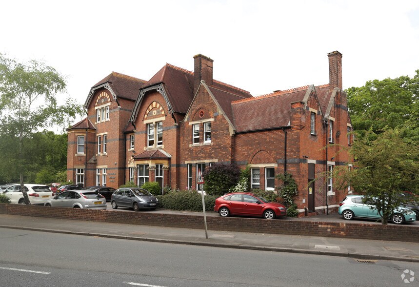 1A Bromley Ln, Chislehurst for rent - Building Photo - Image 3 of 7