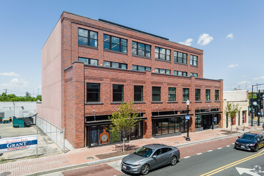 1909 Martin Luther King Jr. Ave SE, Washington, DC for rent - Building Photo - Image 1 of 5