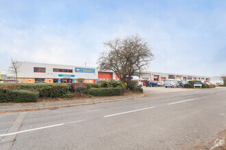 Eyston Way, Abingdon for rent Building Photo- Image 1 of 2