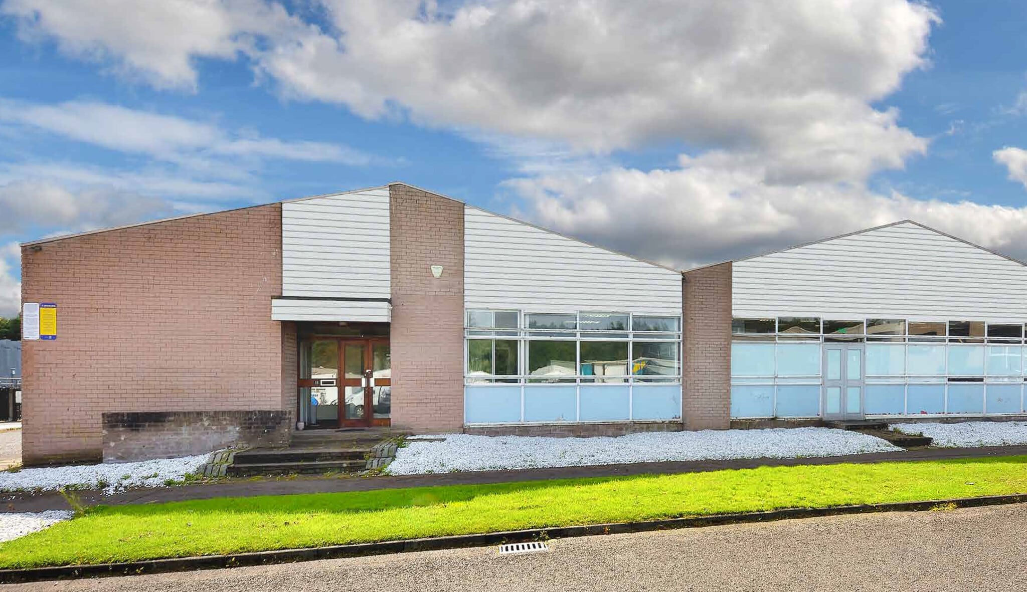 11-12B Faraday Rd, Glenrothes to rent Primary Photo- Image 1 of 7