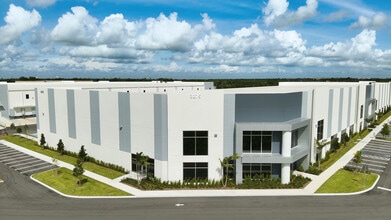 3175 Park of Commerce Blvd, Homestead, FL to rent Building Photo- Image 1 of 5