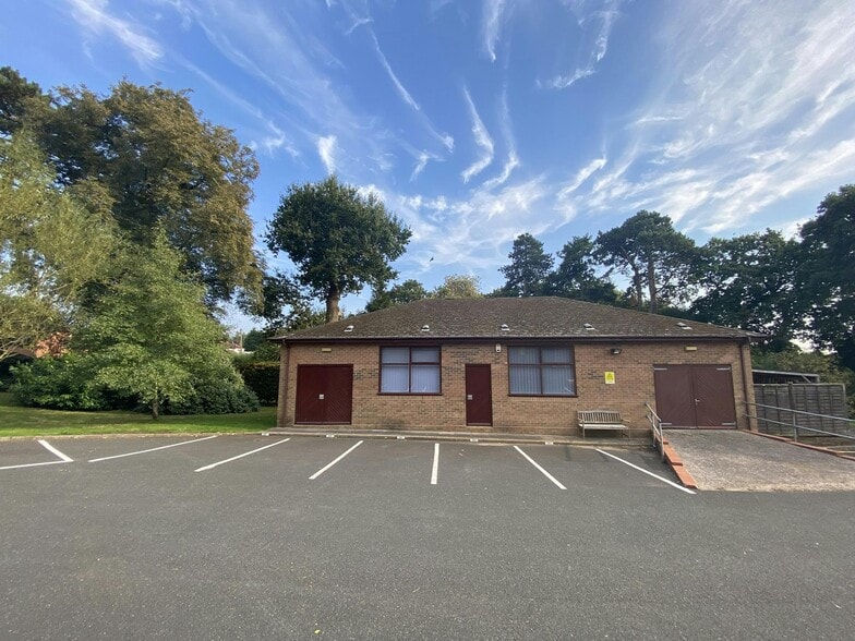 Whittington Rd, Worcester for sale - Building Photo - Image 1 of 1